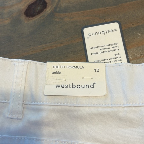 White jeans - Picture 6 of 9